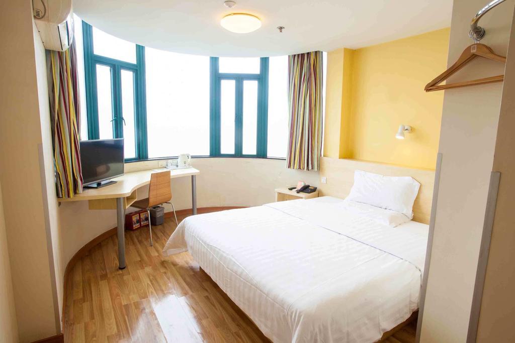 7Days Inn Zhuhai Hengqin Changlong Wanzai Port Bilik gambar